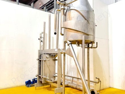 8590 Vacuum Deaerator 3
