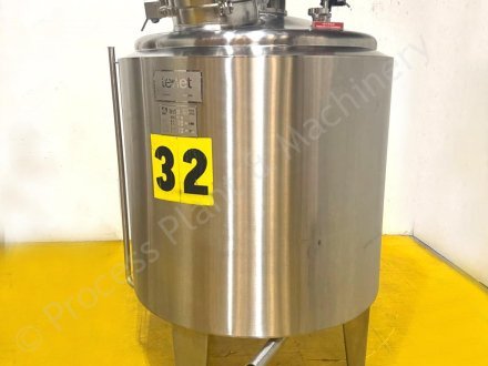 8589 500 Ltr Yogurt Tanks 1