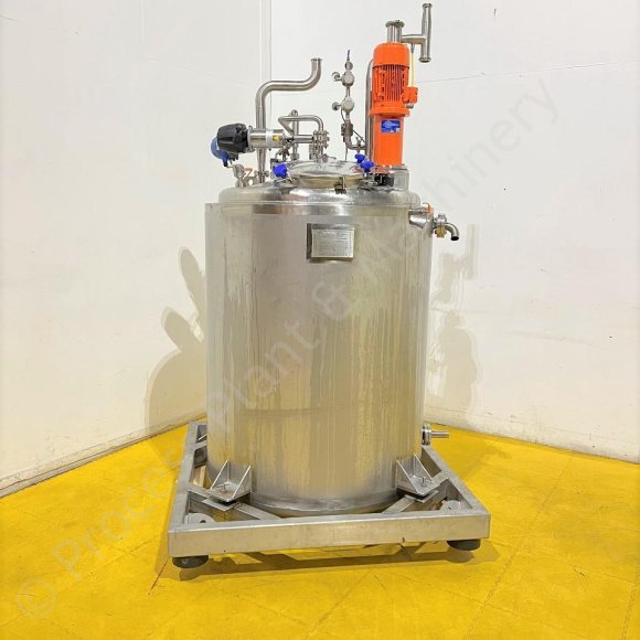 8257 1000 Ltr Mixing Tank 1