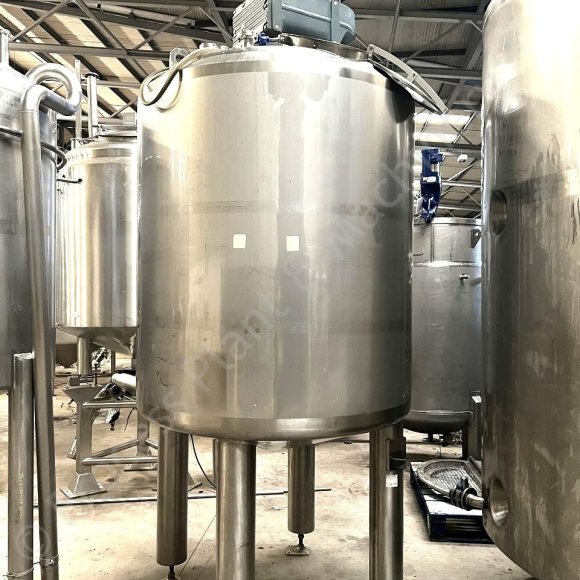 8297 2000 Ltr Mix Tank 1