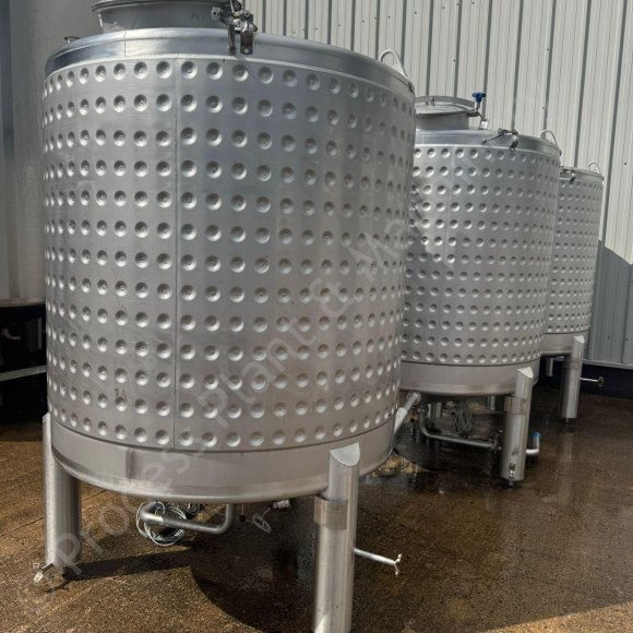 8553 3kl Jacketed Tanks 2